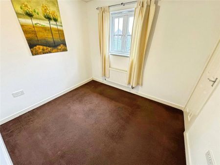 3 bedroom semi-detached house to rent - Photo 3