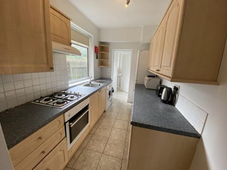 3 bedroom house to rent - Photo 3