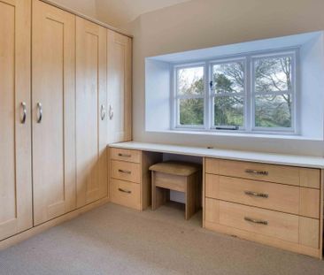 5 bedroom detached house to rent - Photo 5
