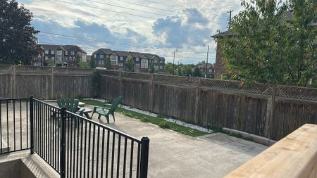 For Lease - 4 Fairhill Avenue Unit# Basement, Brampton, Ontario - Photo 2