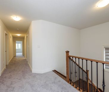 For Lease - 4015 Eternity Way, Oakville, Ontario - Photo 3