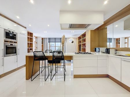 Flat - for rent - Photo 2