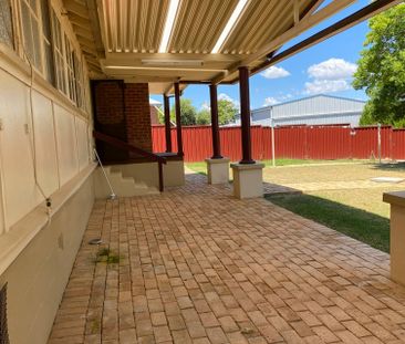 17 Cecile Street - Photo 6