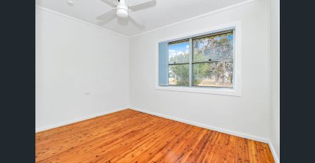 Ideal Home for Growing Families - Photo 5