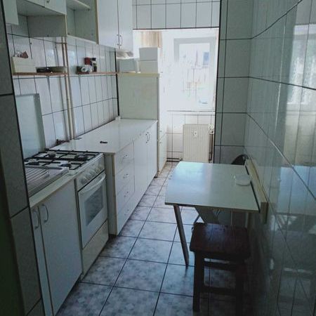 Închiriez apartament cu o camera manastur - Photo 1