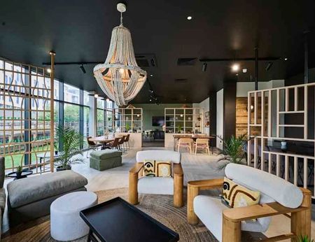 Studio Bronze - Photo 2