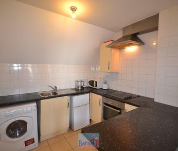 Studio to rent - Photo 5