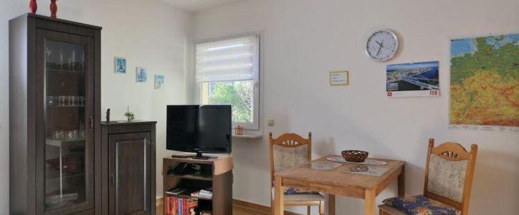 (EF1150_M) Magdeburg: Neu Olvenstedt, kleines möbliertes Apartment mit separatem Hauseingang und Terrasse - Foto 1