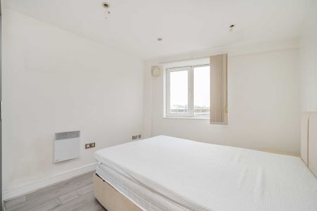 Chiswick High Road, Chiswick, W4, London - Photo 4