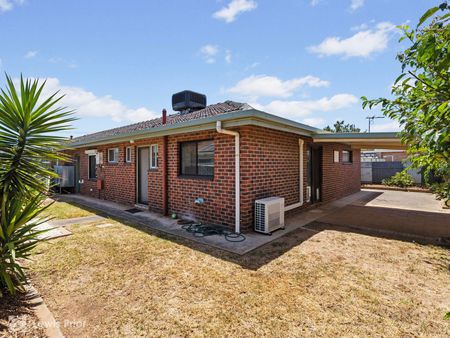 2/4 First Avenue, 5046, Warradale Sa - Photo 2