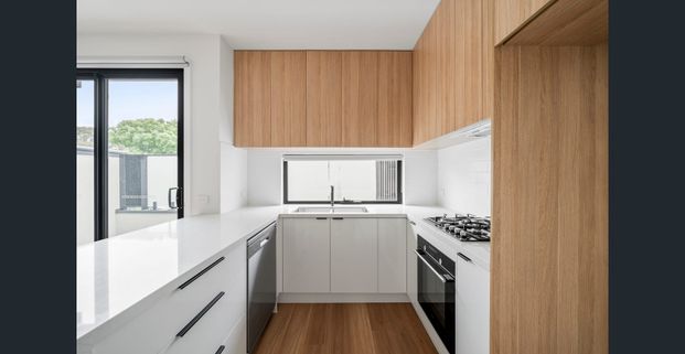 Near-New Townhouse - Immaculately Presented with Low-Maintenance Lifestyle - Photo 1