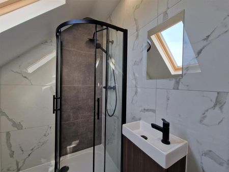 Benhill Road, Sutton SM1, London - Photo 2