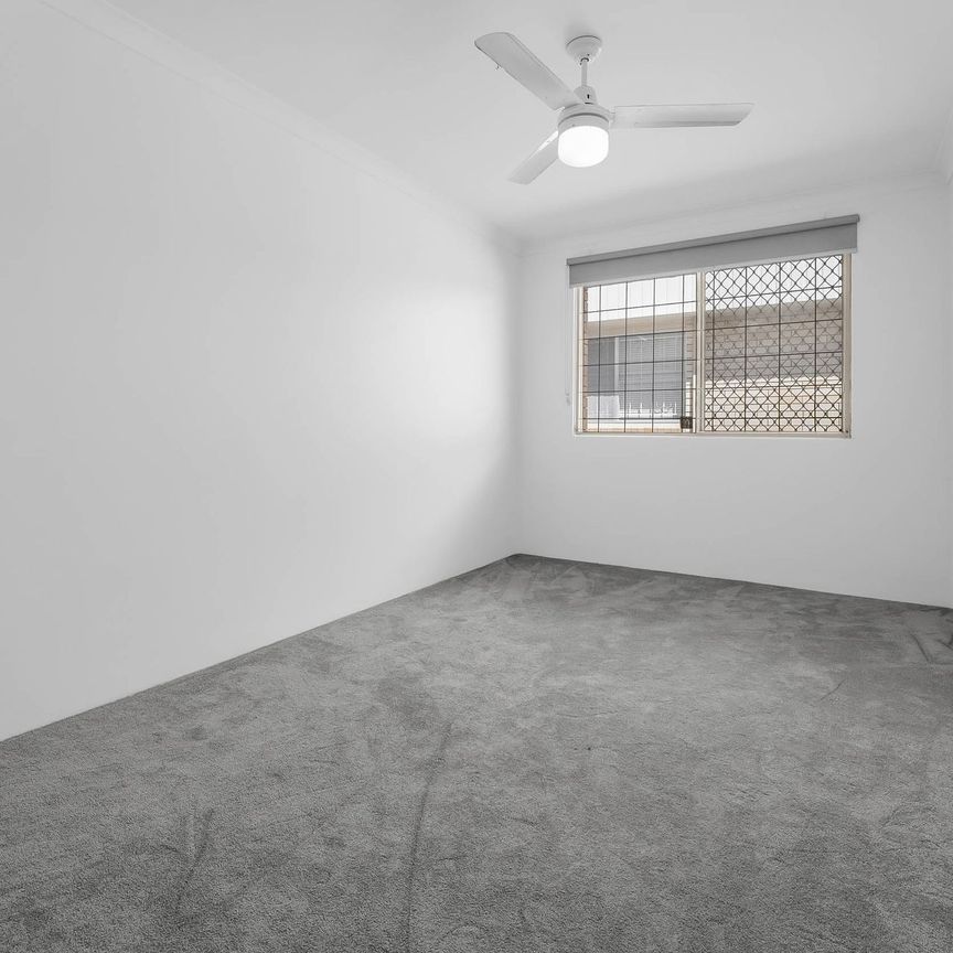 Family Friendly Home on a Generous Size Block - Photo 1