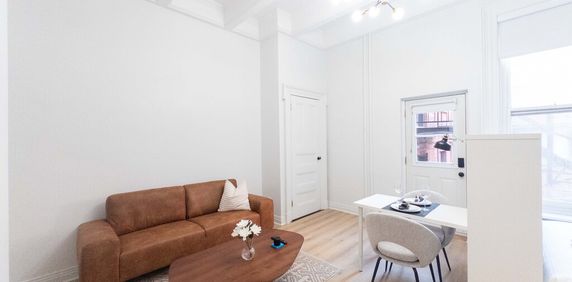 1½ Meublé – Milton-Parc | Dispo Now - Photo 2