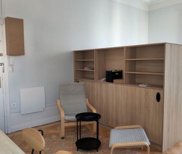 Location Appartement 1 pièce 30m² - Photo 1