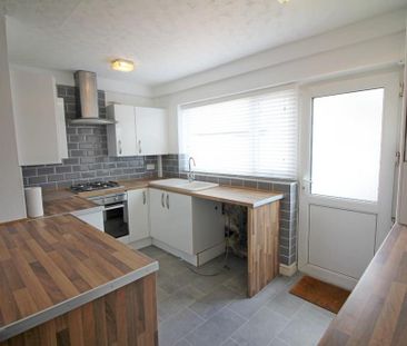 3 bedroom terraced house to rent - Photo 5