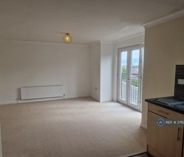 2 bedroom flat to rent - Photo 3
