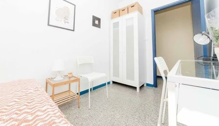 Passatge Doctor Bartual Moret, Valencia, Valencian Community 46010 - Photo 2