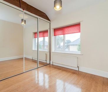 3 bedroom semi-detached house to rent - Photo 5