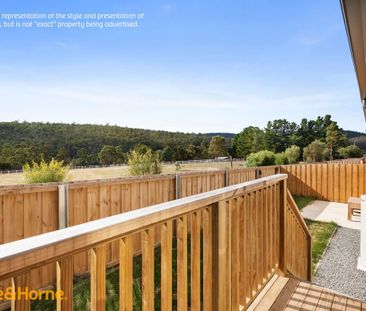 Superb sunny living! - Photo 3