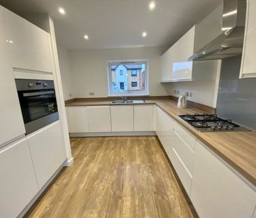 King Street, Glebe Farm - Photo 2