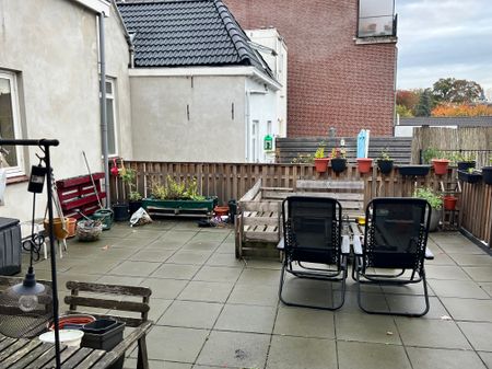 Per direct beschikbaar: gerenoveerd 2-kamerappartement in hartje Breda - Foto 2