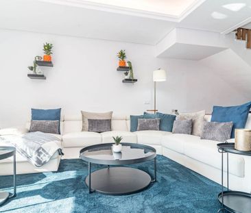 3 room luxury House for rent in Marbella, Andalusia - Photo 1