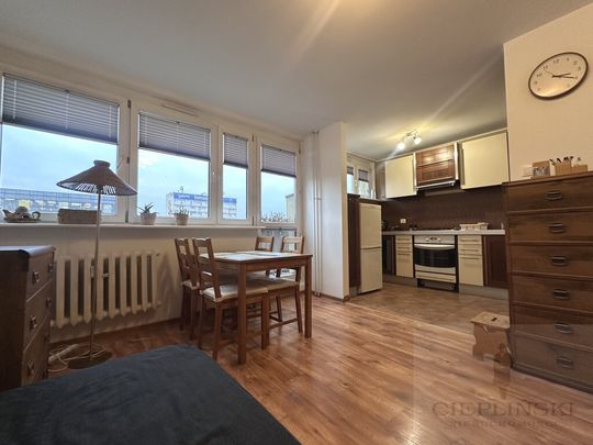 Kawalerka w centrum miasta vis-a-vis Kaskady - Photo 1