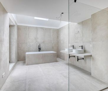 Villa te huur in Rhode-Saint-Genèse - Photo 1