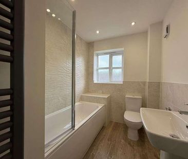 Rivington Park, Bolton, BL6 - Photo 2