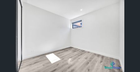 Park-Facing Family Home - Photo 5