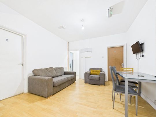 Berridge Road, Nottingham, NG7 - Photo 1