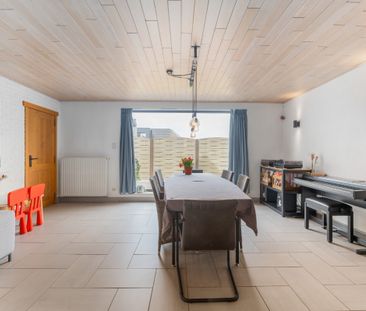Ruime gezinswoning met 3 slaapkamers te huur - foto 6