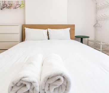 Little Bushey Lane - Photo 5