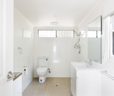 82 Hereford Street, Glebe NSW 2037 - Terrace For Rent | Domain - Photo 3