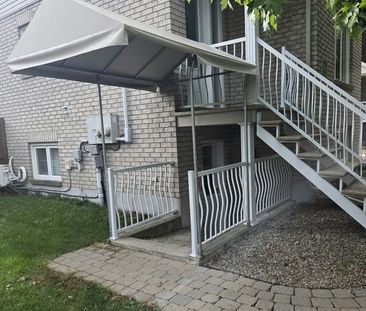 À Louer — 3 ½ Dans Le Plateau (Hull) - Photo 2