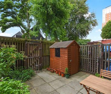 3 bedroom flat to rent - Photo 5