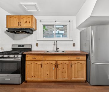 For Lease - 483 Woolwich Street, Guelph, Ontario - Photo 6