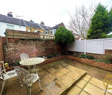 3 bedroom terraced house to rent - Photo 1