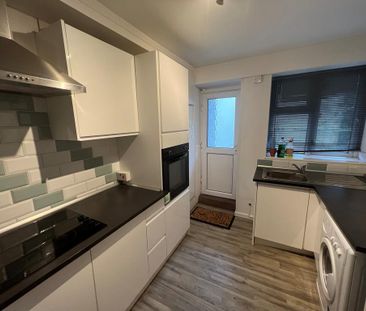 2 bedroom property to rent - Photo 4