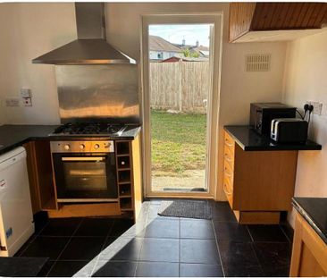 3 bedroom terraced house to rent - Photo 6