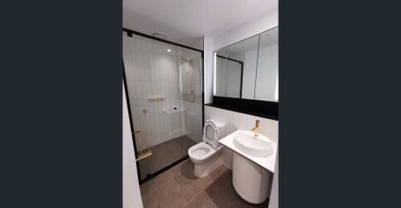 Aurora 1 Bedroom Apartment - Photo 2