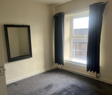 2 Bedroom Terraced To Let - Photo 4