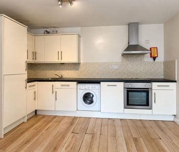 2 bedroom flat to rent - Photo 6