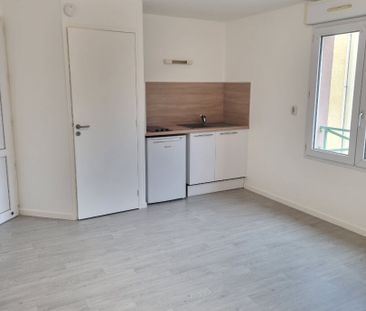 A LOUER Appartement 50000 Saint-Lô PROCHE IUT/FIM/IFSI 1 chambre 40... - Photo 4