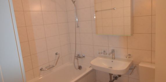 2.5 Zimmer, 48 m², 1. Stock - Photo 2