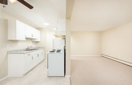 Fernwood Apartments - Photo 5