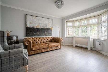 4 bedroom detached bungalow to rent - Photo 3