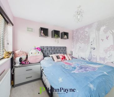 3 bedroom detached house to rent - Photo 3
