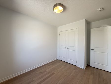 For Lease - 373 Stony Hill Boulevard, Markham, Ontario - Photo 5